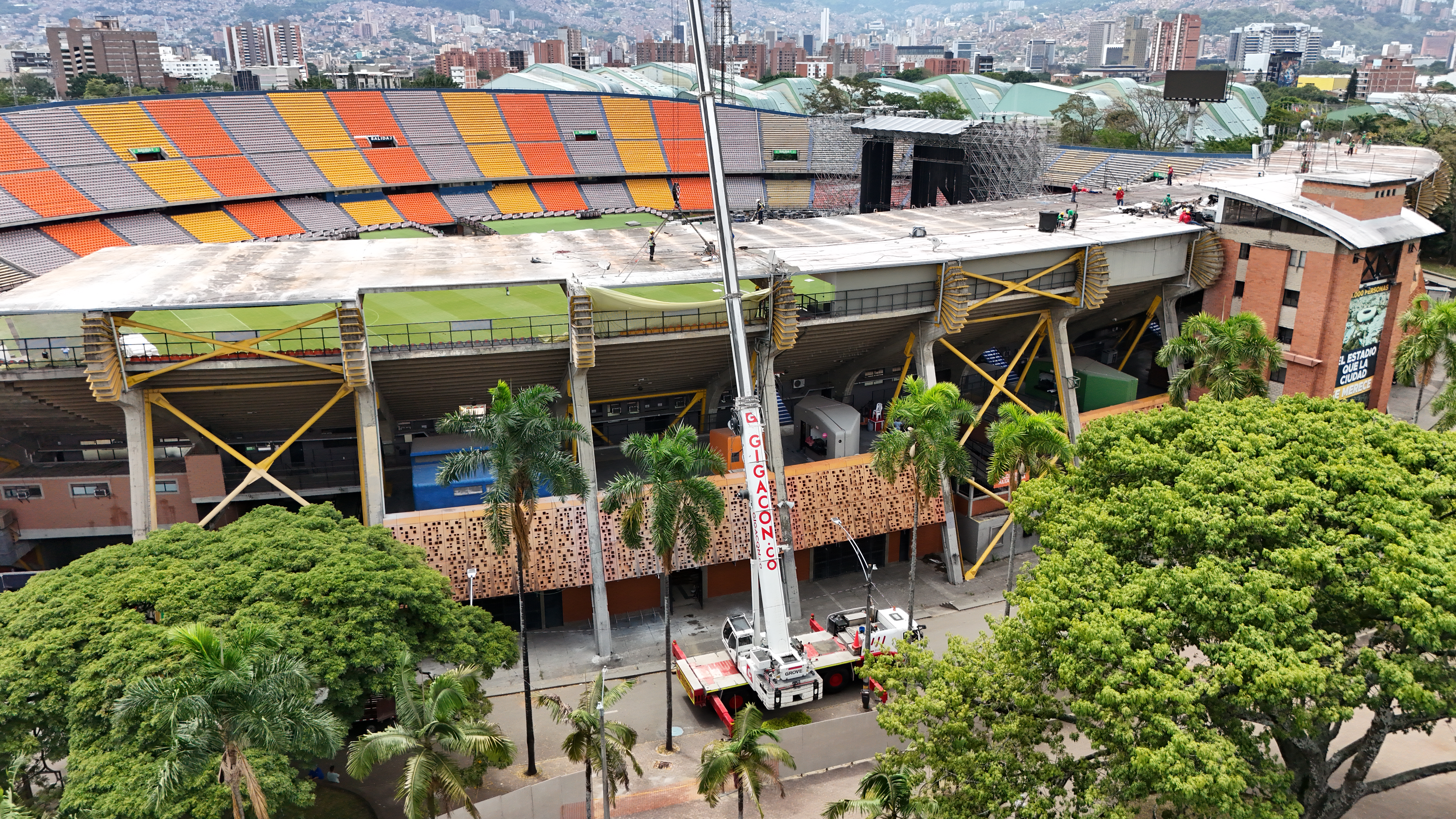 Grua Estadio 1