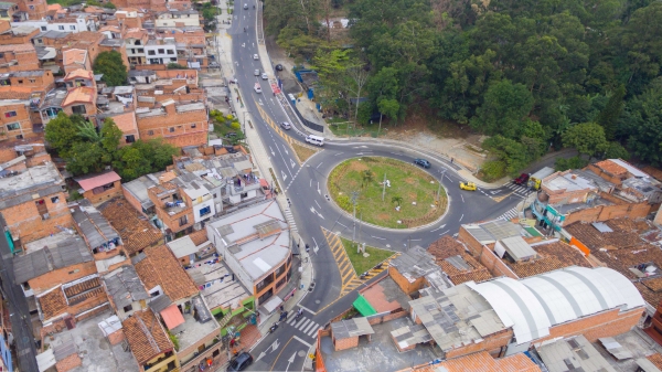 En Altos del Rodeo nuevas vías mejoran la movilidad y la seguridad peatonal