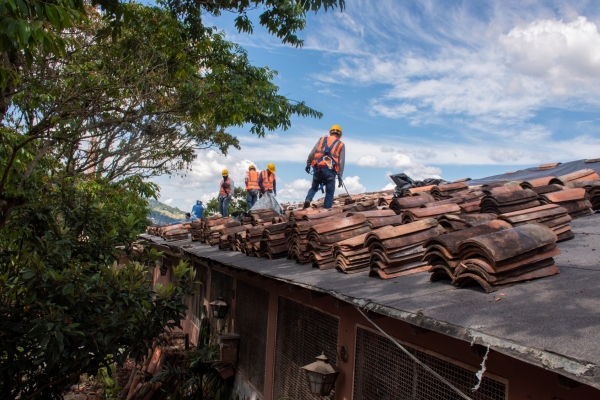 Iniciaron las obras del plan de mejoramiento de la infraestructura educativa en San Cristóbal