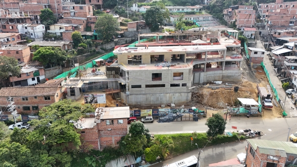 La construcci&oacute;n del Buen Comienzo La Libertad ya genera m&aacute;s de 200 empleos en Villa Hermosa