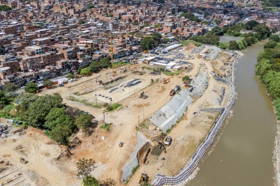 Avanzan las obras de protecci&oacute;n en el borde del r&iacute;o Medell&iacute;n para el Parque Primavera Norte
