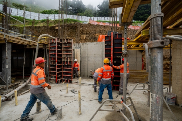 La construcci&oacute;n y el mantenimiento de jardines Buen Comienzo han generado m&aacute;s de 800 empleos en Medell&iacute;n