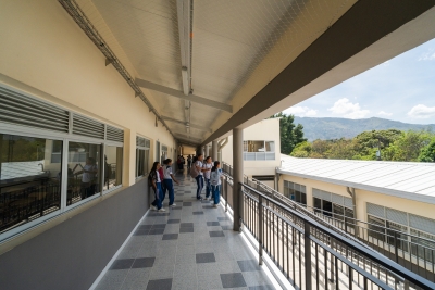 Estudiantes de Castilla, en el noroccidente de Medellín, disfrutan de 26 mejores ambientes escolares