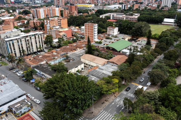 Con más de $13.000 millones invertidos, la Alcaldía de Medellín inició la renovación integral de la I. E. Marco Fidel Suárez