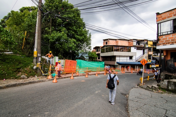Iniciaron las obras del paseo urbano que conectará a la última estación del metrocable Picacho con el barrio El Progreso 2, en la zona noroccidental de Medellín