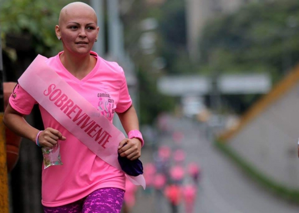 El Centro se viste de rosa para celebrar el Día Mundial contra el Cáncer de Mama