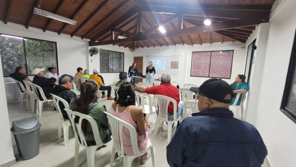 Habitantes de 11 comunas conocieron el plan de mejoramiento de la infraestructura de la red de Metrosalud