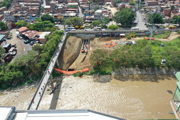 Con el inicio de obras hidráulicas comenzó la construcción de Parques del Río Norte
