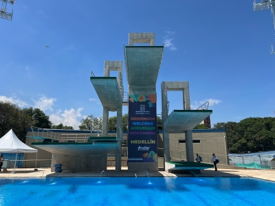 “Este escenario es para ustedes, para la gente, para que todo el mundo lo goce”: alcalde Federico Gutiérrez en entrega de obras para los Juegos Panamericanos Junior de Natación