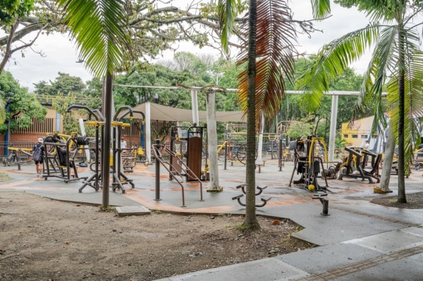 El Distrito inició obras de mejoramiento de los gimnasios urbanos de Medellín