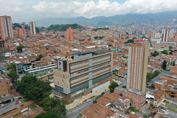 “Con la finalización de las obras de la unidad hospitalaria Buenos Aires le sanamos otra herida a Medellín”: alcalde Daniel Quintero
