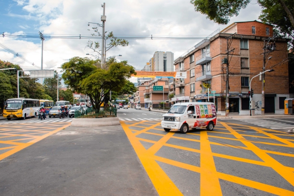 Con un nuevo cruce en la Avenida Colombia, la Alcaldía de Medellín sigue mejorando la movilidad en el occidente de la ciudad